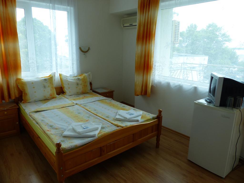 Sunhouse Rooms 茨雷沃 外观 照片