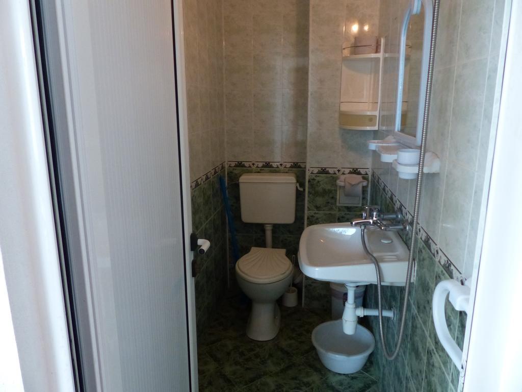 Sunhouse Rooms 茨雷沃 外观 照片