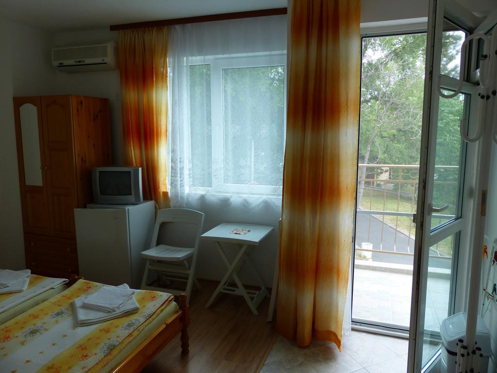 Sunhouse Rooms 茨雷沃 外观 照片