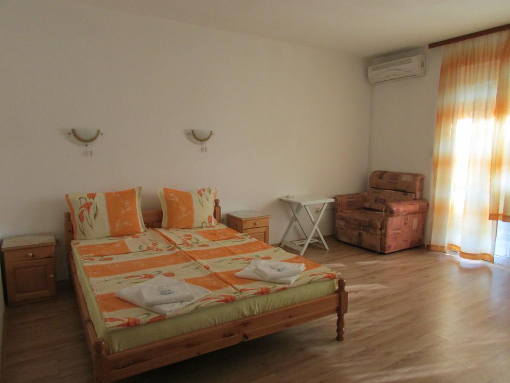 Sunhouse Rooms 茨雷沃 外观 照片