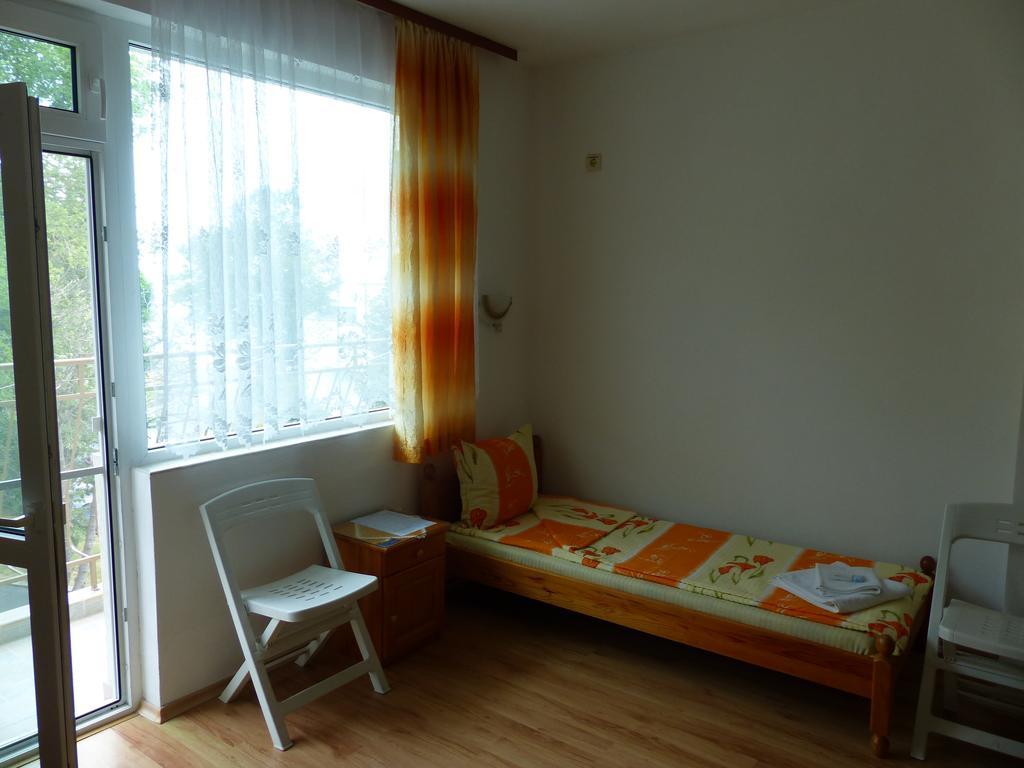 Sunhouse Rooms 茨雷沃 外观 照片